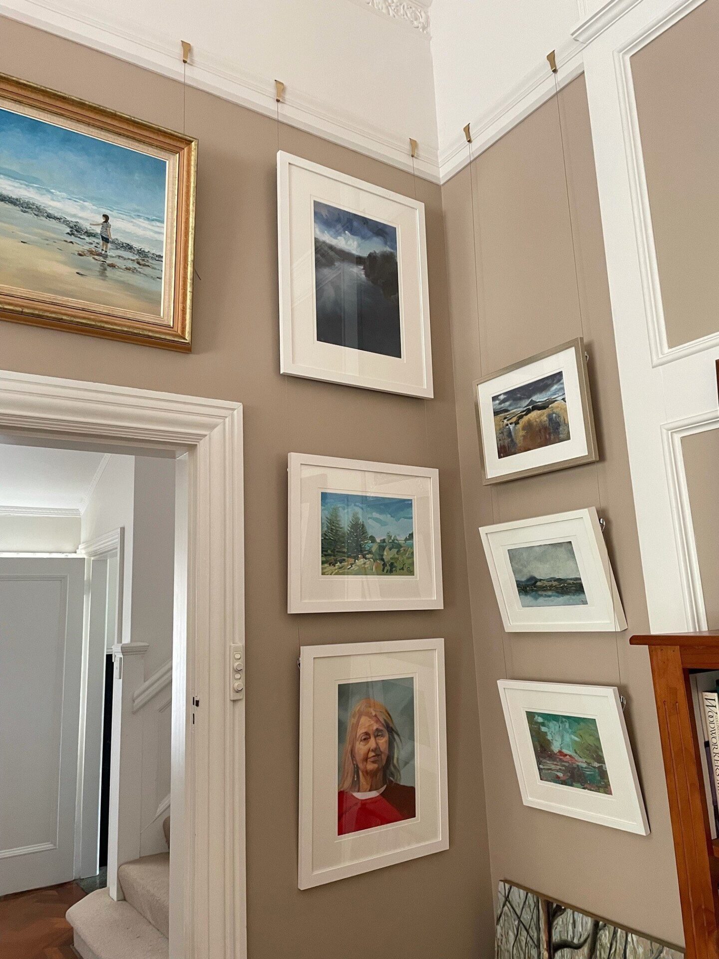 Picture rail hangers deals